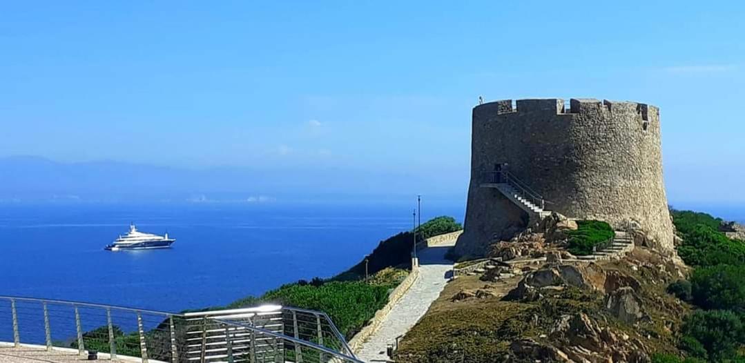 Central Rooms Santa Teresa Gallura Exterior photo